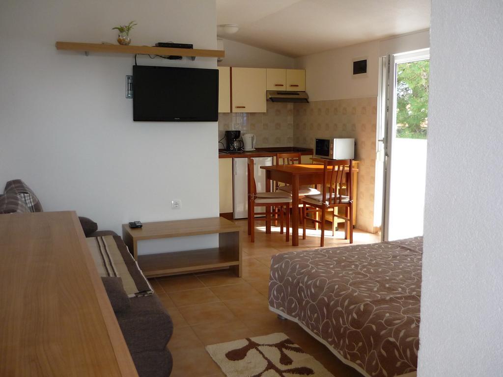 Apartment Ivana *